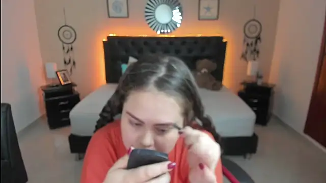 LolaVillalobos online show from September 20, 2:07 pm