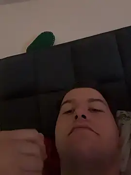 Snapshot of Lars2306 chatting on October 28, 11:03 am Lars2306 online show from October 28, 11:03 am