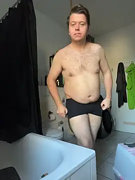 Snapshot of Lars2306 chatting on December 5, 1:52 pm Lars2306 online show from December 5, 1:52 pm