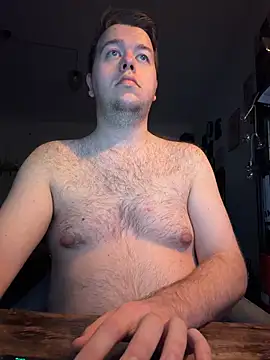 Snapshot of Lars2306 chatting on February 22, 1:29 am Lars2306 online show from February 22, 1:29 am