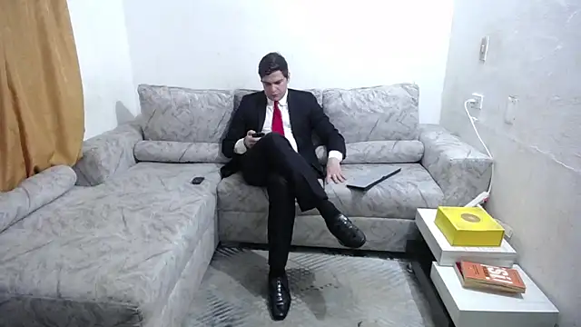 Victor Maitland online show from March 29, 4:45 am