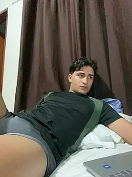 Tavinho067 online show from June 27, 6:18 am