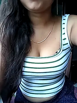 Desi couple305 online show from October 7, 1:25 am