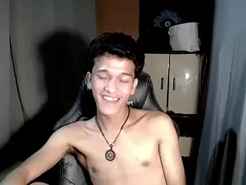 kenbigcockxx online show from November 21, 8:07 pm