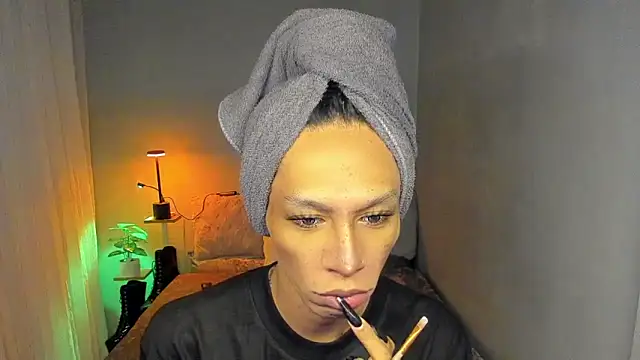 anitacruise online show from October 17, 9:17 pm