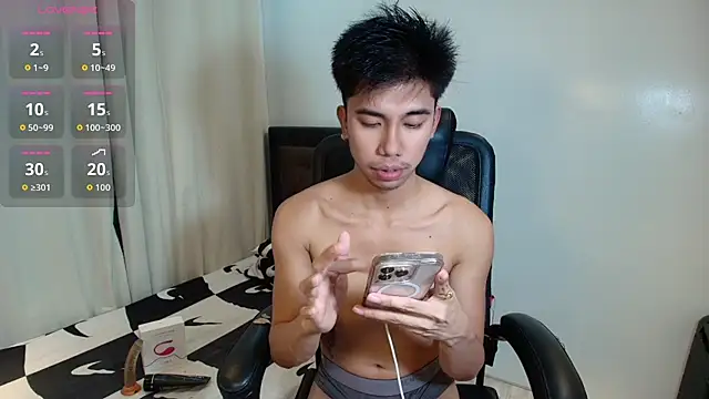 Ur pinoyhotbrix online show from April 30, 3:35 am