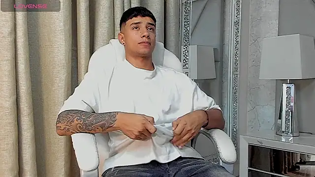 jaze bradley online show from October 25, 11:29 am