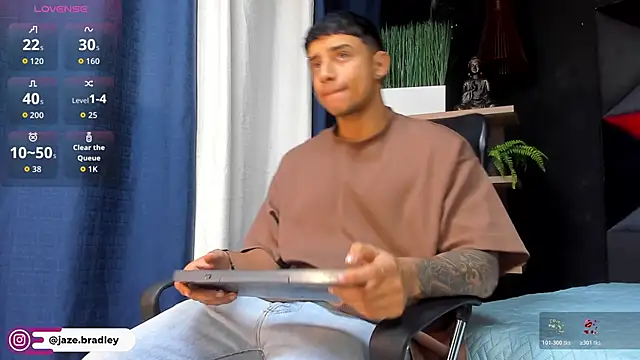 jaze bradley online show from November 17, 11:27 am