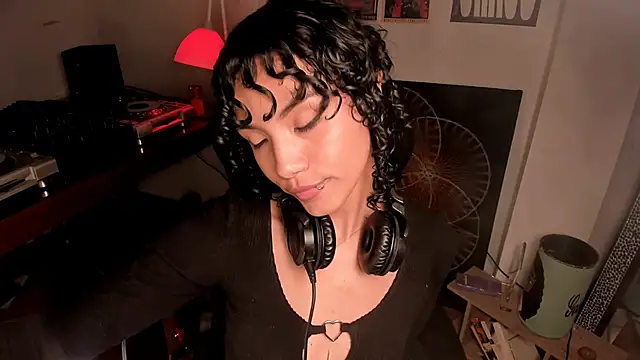 Nati     online show from April 18, 1:53 am