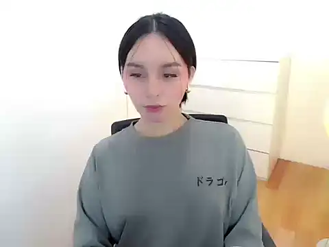 Snapshot of holly_tabby chatting on September 8, 8:08 pm holly tabby online show from September 8, 8:08 pm