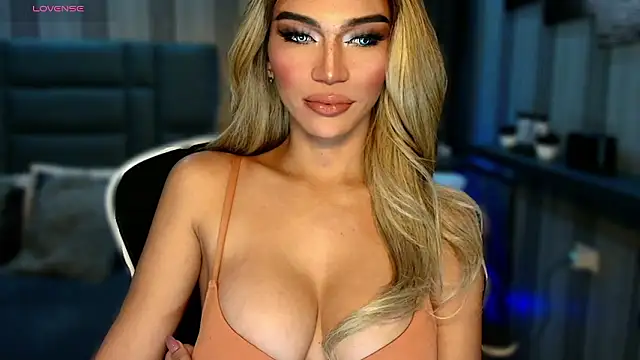 Huntress xxx online show from February 2, 1:04 am