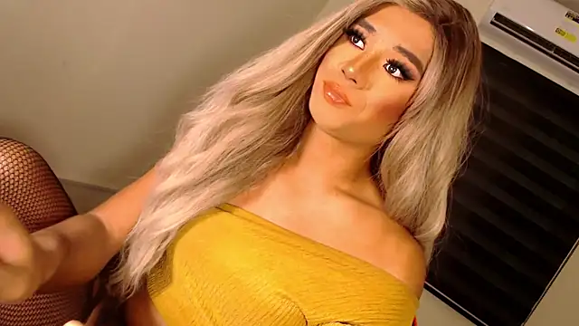 SissifyMeNow online show from October 27, 1:31 am