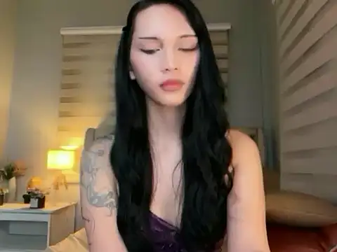 Snapshot of isabella_chasex chatting on June 21, 11:24 am isabella chasex online show from June 21, 11:24 am
