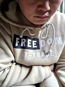 yoowwmr online show from January 9, 7:33 am