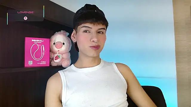 Ezra Storm online show from November 9, 4:44 am