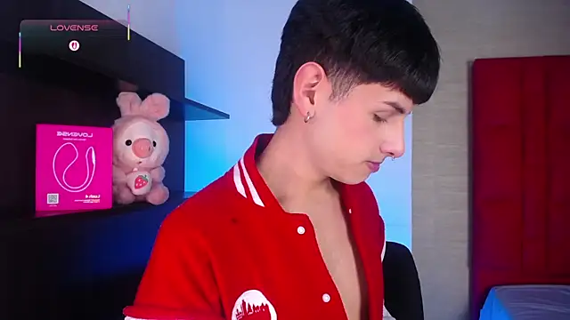 Ezra Storm online show from January 9, 4:37 am