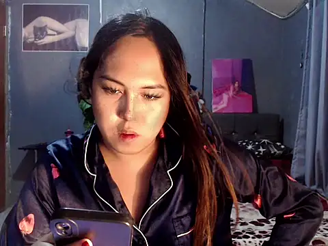 urtranspinay online show from February 5, 12:21 pm