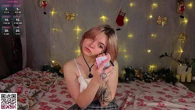 PolIyBowman online show from January 14, 3:28 pm