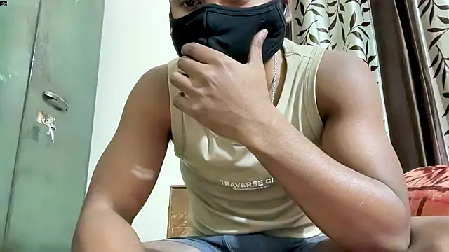 Snapshot of SexyLord07 chatting on December 20, 4:25 pm SexyLord07 online show from December 20, 4:25 pm
