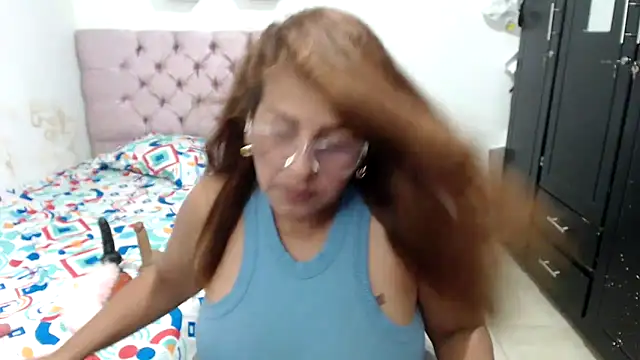 cristydirtyhot online show from September 24, 1:20 am