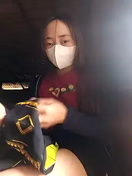 Zhan99999 online show from April 11, 3:33 am