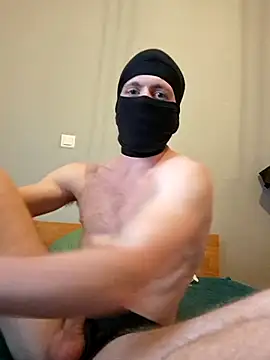 Snapshot of DanGrosseBite chatting on February 18, 2:57 pm DanGrosseBite online show from February 18, 2:57 pm