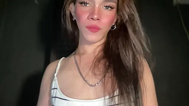 Misselliefayexxx online show from December 3, 9:24 pm