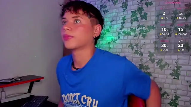 Jostin18 online show from October 17, 12:30 pm