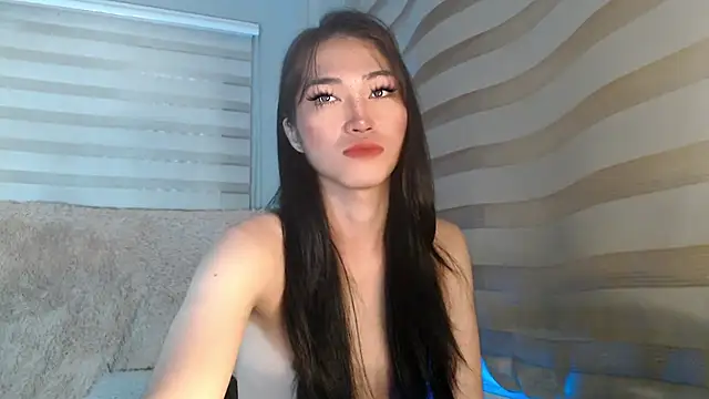 Snapshot of lovelychanel69xx chatting on October 3, 10:51 pm lovelychanel69xx online show from October 3, 10:51 pm