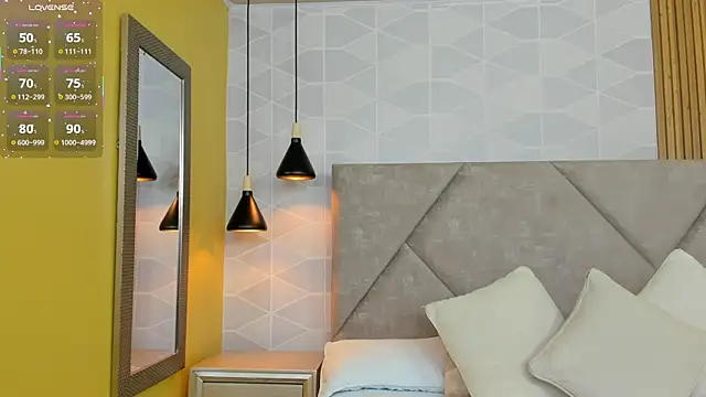 Jade Whisper online show from September 12, 1:28 am