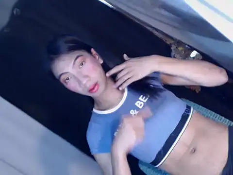 xyourdreamtrans online show from September 23, 3:42 am