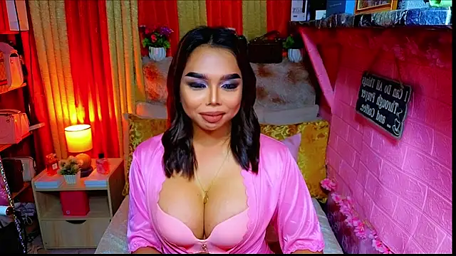 MoniqueCeleste online show from February 11, 2:55 pm