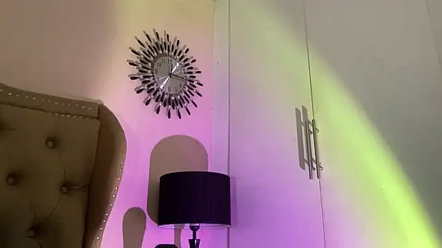 solana imani online show from November 24, 9:58 pm