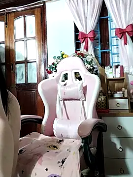 Snapshot of Okleotina chatting on October 5, 4:38 pm Okleotina online show from October 5, 4:38 pm