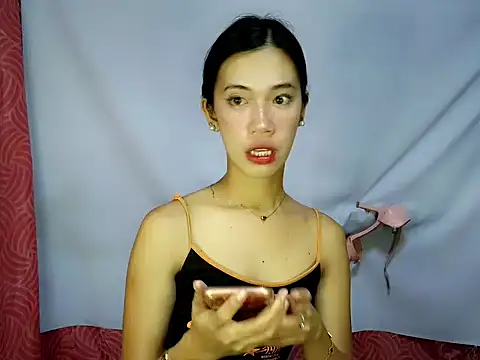 Snapshot of Ayabell123 chatting on July 4, 8:42 am Ayabell123 online show from July 4, 8:42 am