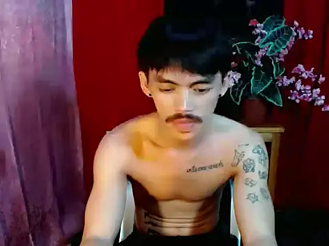 Snapshot of urhunky_boy chatting on July 16, 2:56 pm urhunky boy online show from July 16, 2:56 pm