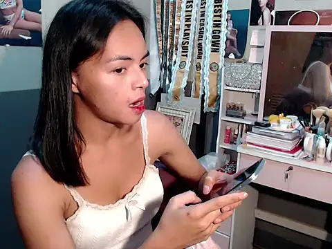 miya khali online show from November 14, 8:24 am