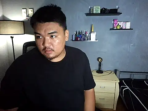 Snapshot of amanda_vuitton chatting on September 14, 6:29 pm amanda vuitton online show from September 14, 6:29 pm