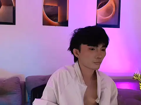 Snapshot of twink_pinoy chatting on August 8, 1:08 am twink pinoy online show from August 8, 1:08 am