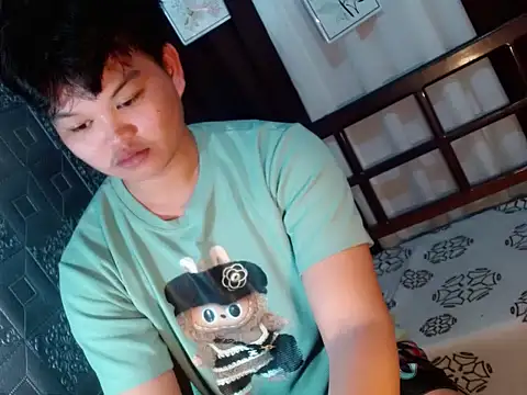 Reynelcock online show from September 15, 3:34 pm