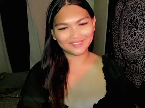 Snapshot of Lou_heart chatting on July 13, 10:56 pm Lou heart online show from July 13, 10:56 pm