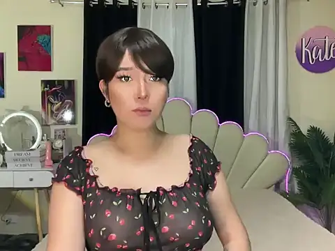 KateMadness online show from March 15, 9:10 pm