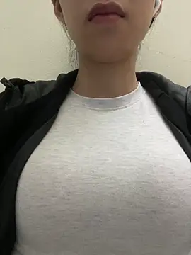 meomeo2k6 online show from February 8, 6:06 am