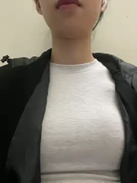 meomeo2k6 online show from February 11, 3:17 pm