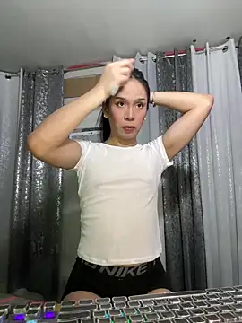 lucyshanex online show from February 4, 9:59 am