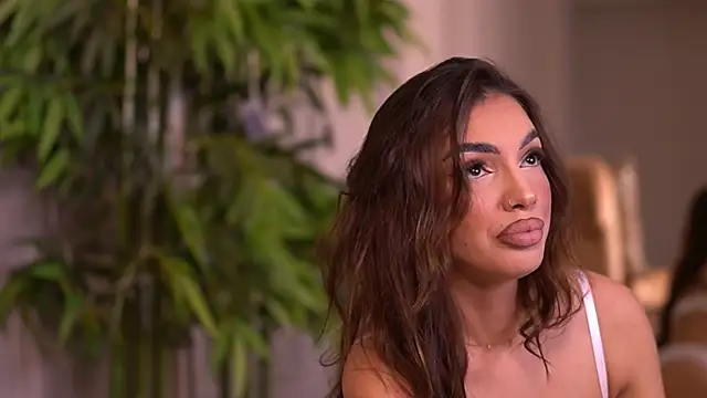 KendalJolly online show from November 29, 9:07 pm