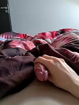 justhubert online show from September 28, 7:58 am