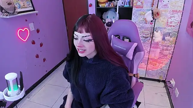 Vero Osb  online show from November 26, 12:11 am