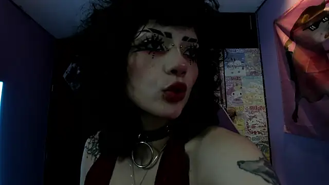 Snapshot of Vero_Osb_ chatting on July 12, 8:33 pm Vero Osb online show from July 12, 8:33 pm