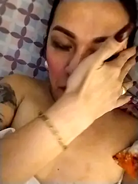 enoria1992 online show from February 14, 12:40 am